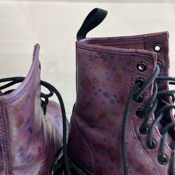 Dr.Martens Deep Purple Litter Flowers Leather Lace up   Boots Size 6 - Picture 12 of 15